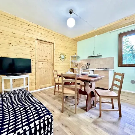 Historic In With Spa, Pool, Barbecue, Gym And Garden